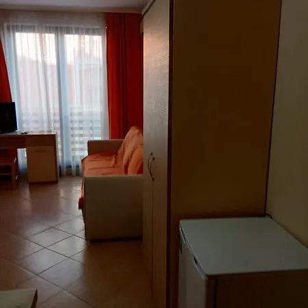 Студио В Royal Sun Apartament *